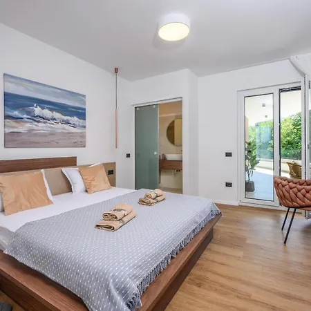 Luxurious In Šišan