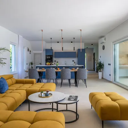 Luxurious In Nyaraló Šišan