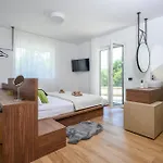 Gorgeous In Šišan