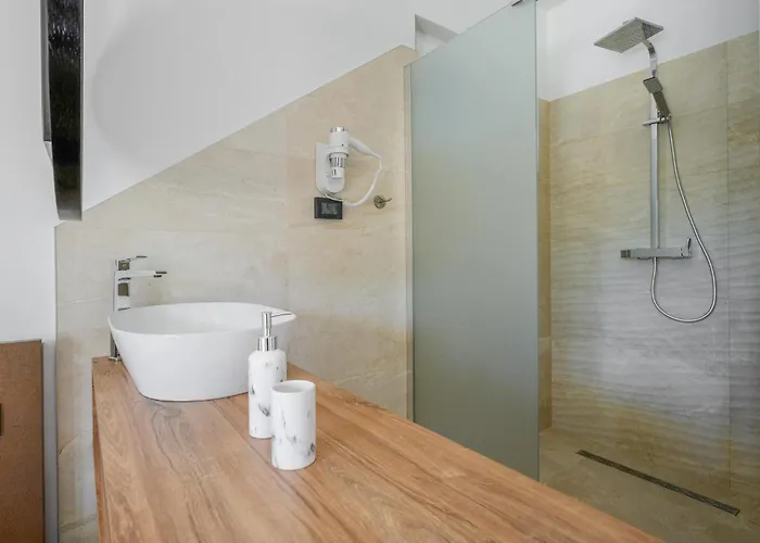 Gorgeous In בית נופש Šišan